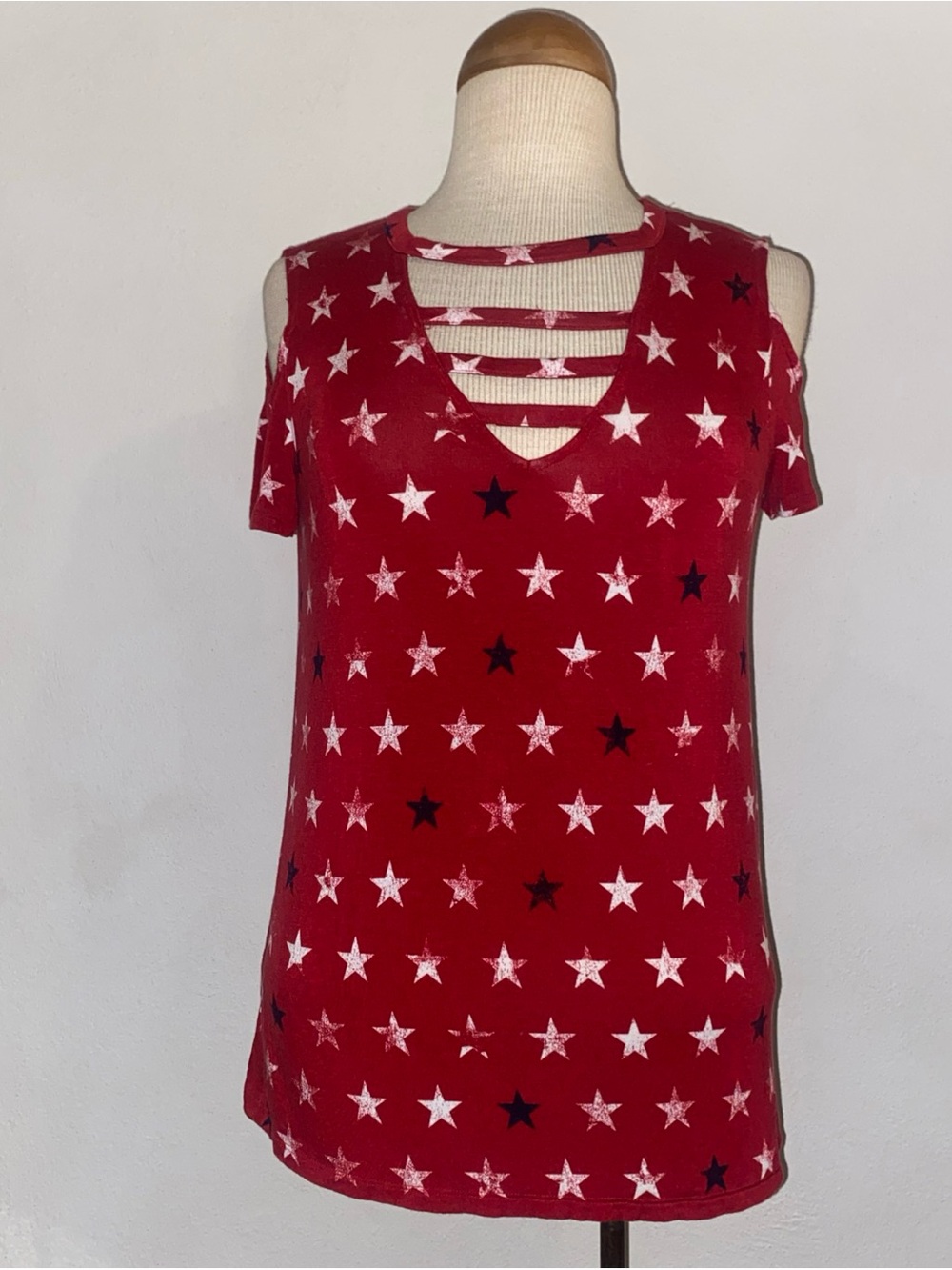 Rock & Republic Red Star-Print Strappy Cold-Shoulder Tank